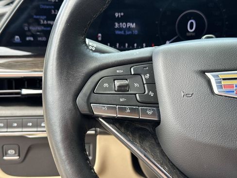 Certified 2024 Cadillac Escalade Premium Luxury AWD/4WD image 18