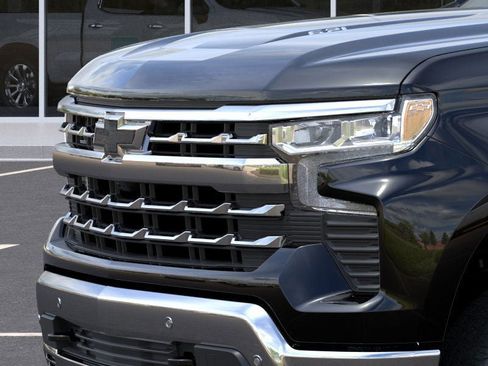 New 2026 Chevrolet Silverado 1500 LTZ w/ LTZ Premium Package AWD/4WD image 13
