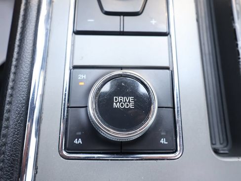 Used 2021 Ford Expedition XLT AWD/4WD image 22