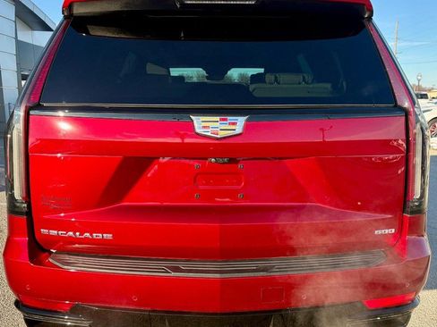 Used 2023 Cadillac Escalade Sport Platinum image 6