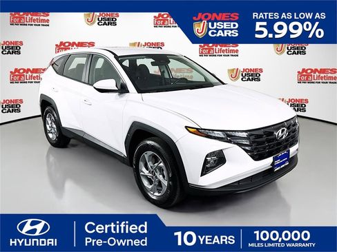 Certified 2024 Hyundai Tucson SE image 1