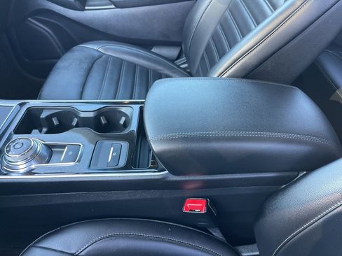 Used 2020 Ford Edge SEL w/ Convenience Package image 14