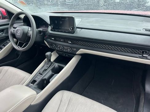 Used 2023 Honda Accord EX image 32