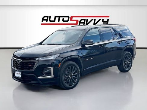 Used 2023 Chevrolet Traverse RS AWD/4WD image 3
