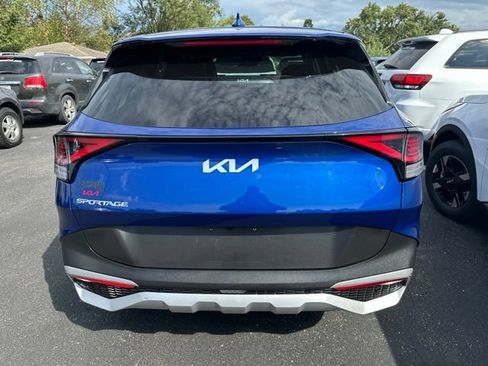 Used 2024 Kia Sportage EX FWD image 5