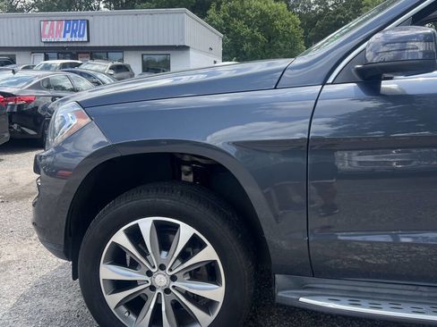 Used 2015 Mercedes-Benz GL 450 4MATIC image 10