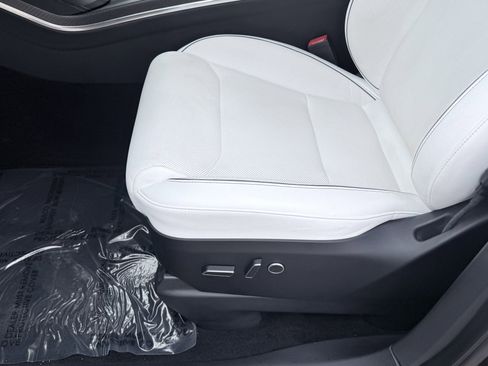 Used 2022 Tesla Model X Plaid AWD/4WD image 32