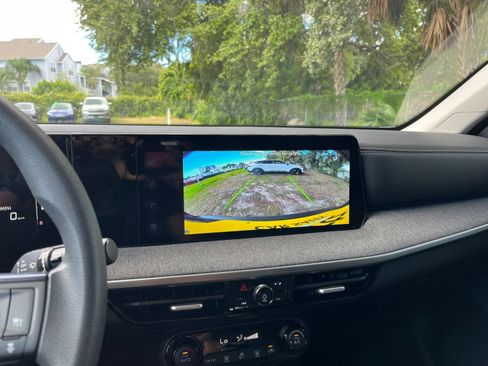 Used 2026 Nissan Kicks SV FWD image 21