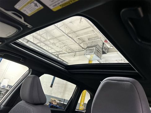 Certified 2025 Subaru Forester Premium image 24