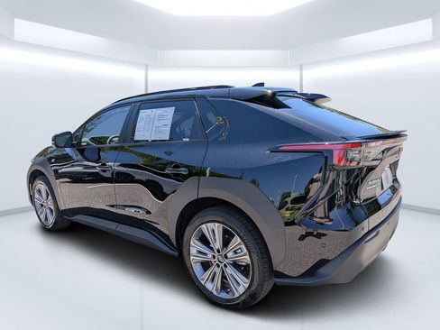 Certified 2023 Subaru Solterra AWD image 5