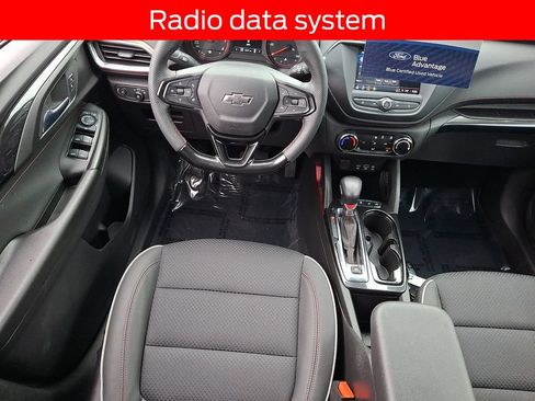 Used 2023 Chevrolet TrailBlazer RS AWD/4WD image 11