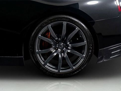 Used 2015 Nissan GT-R Premium image 18
