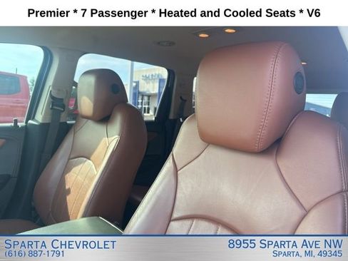 Used 2017 Chevrolet Traverse Premier FWD image 11