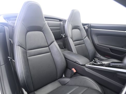 Used 2020 Porsche 911 Carrera 4S AWD/4WD image 23