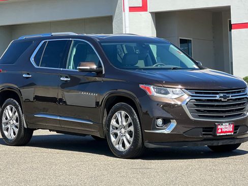 Used 2018 Chevrolet Traverse Premier w/ LPO, Floor Liner Package AWD/4WD image 5