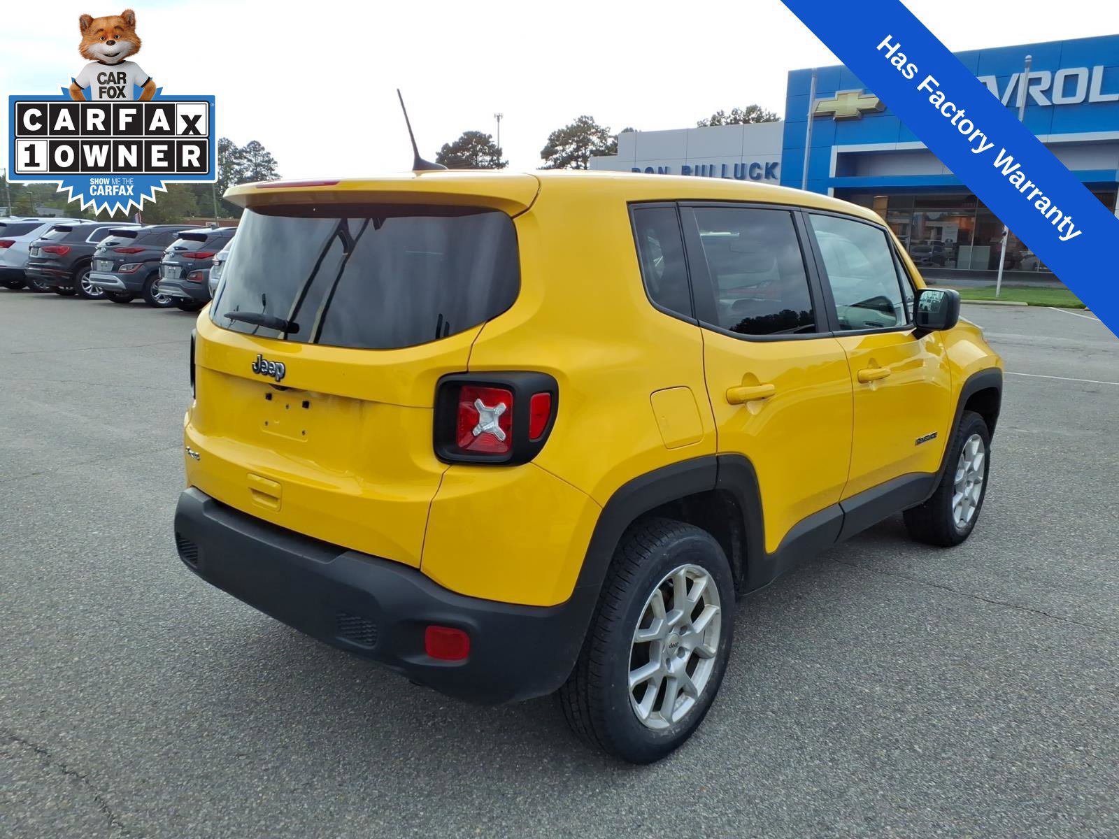 Used 2023 Jeep Renegade Latitude AWD/4WD image 5