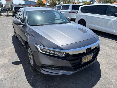 Used 2020 Honda Accord EX image 8