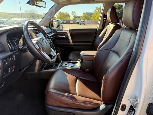 Used 2023 Toyota 4Runner Limited image 13