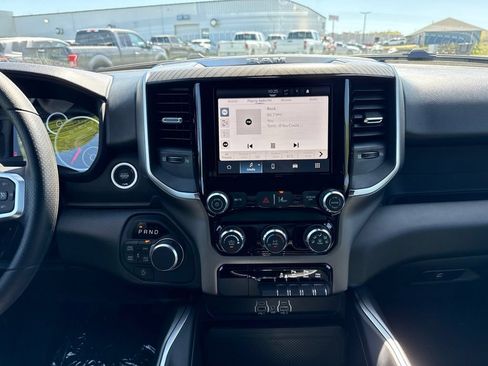 New 2026 RAM 1500 4x4 Crew Cab image 14