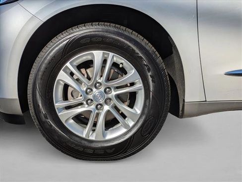 Used 2020 Buick Enclave Essence w/ Sound and Sites Package image 23