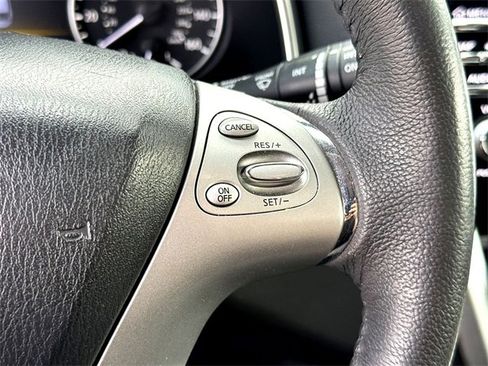 Used 2017 Nissan Murano SL image 15