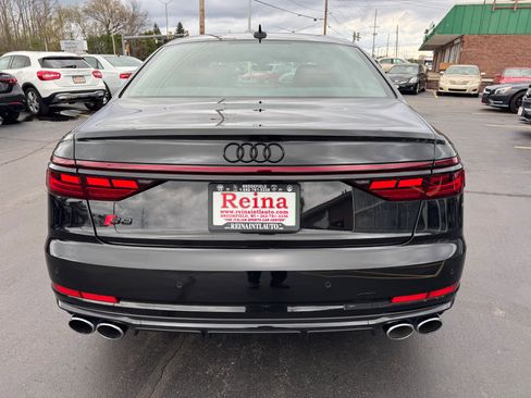 Used 2025 Audi S8 w/ Executive Package AWD/4WD image 8
