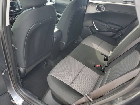 Used 2022 Kia Soul LX w/ Technology Package FWD image 8