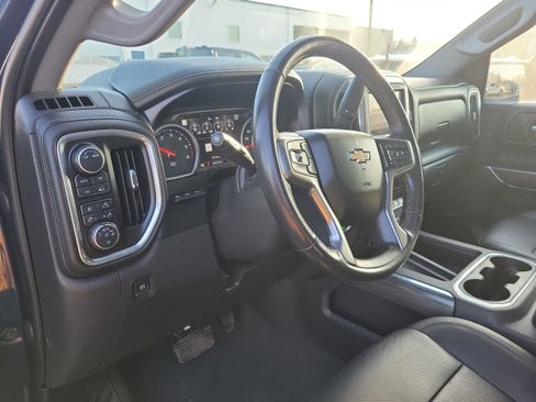 Used 2021 Chevrolet Silverado 1500 LTZ w/ Technology Package image 22