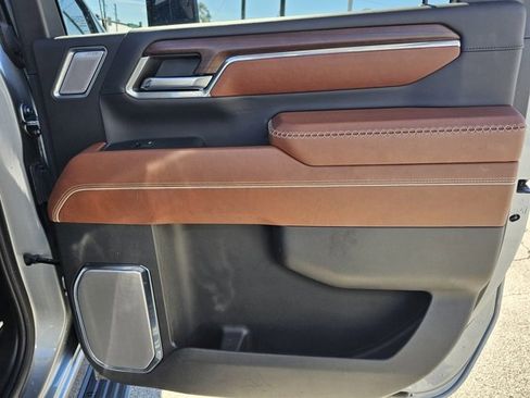 Used 2024 GMC Sierra 3500 Denali Ultimate image 25