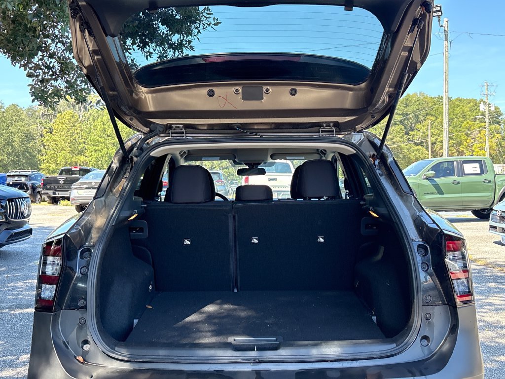 Used 2026 Nissan Kicks SV FWD image 19