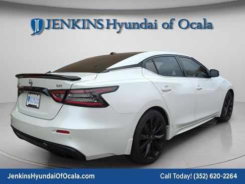 Used 2023 Nissan Maxima SR w/ Sport Mat Group image 3