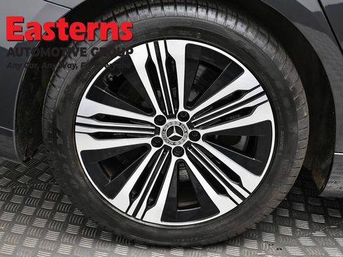 Used 2023 Mercedes-Benz EQS 450+ 4MATIC Sedan image 29