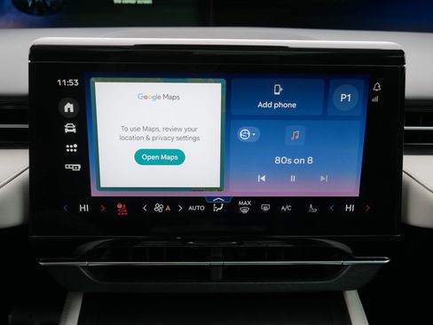 Used 2025 Lincoln Nautilus Reserve image 22