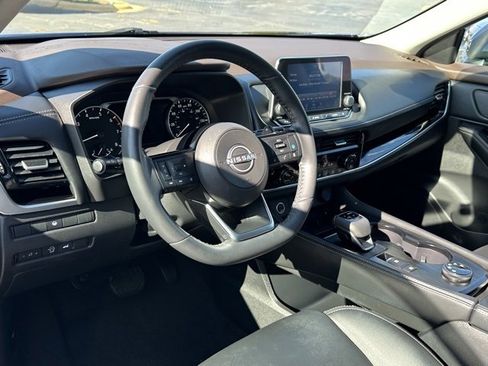 Certified 2023 Nissan Rogue SL image 33