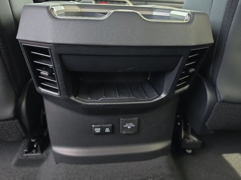 New 2026 Toyota Tundra Limited AWD/4WD image 18