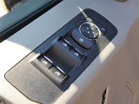 Used 2019 Ford F150 XLT w/ Equipment Group 302A Luxury image 11