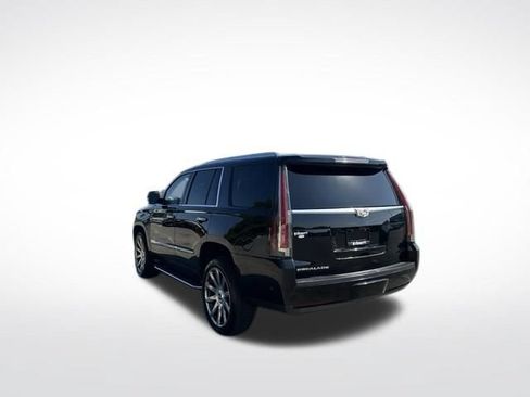 Used 2018 Cadillac Escalade Luxury AWD/4WD image 7