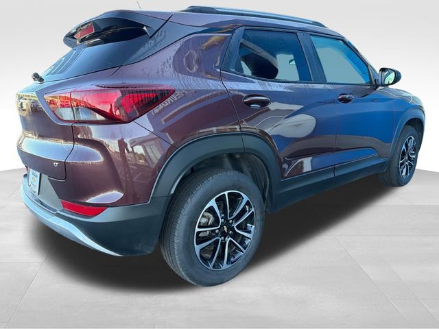 Used 2023 Chevrolet TrailBlazer LT w/ Convenience Package AWD/4WD image 7
