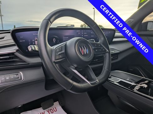 Used 2025 Buick Enclave Sport Touring w/ Power Package FWD image 31