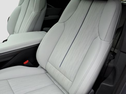 New 2026 Cadillac Lyriq Luxury image 14