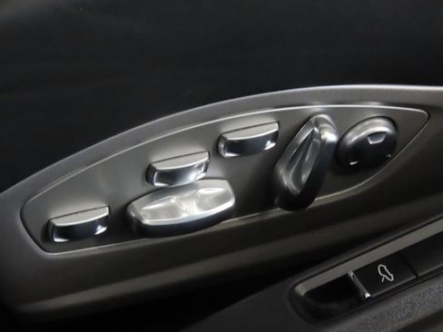 Used 2015 Porsche 911 Carrera GTS RWD image 40
