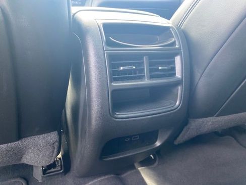 Certified 2021 Cadillac XT5 Premium Luxury image 20