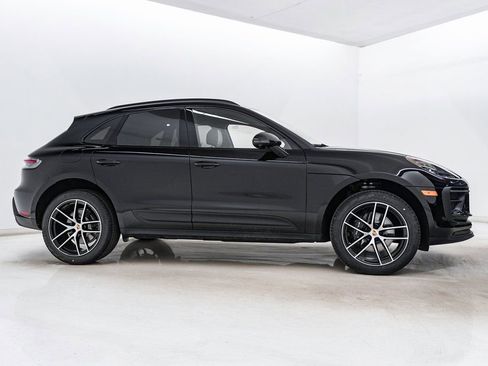 New 2026 Porsche Macan image 9