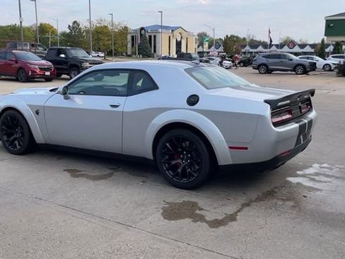 Used 2023 Dodge Challenger SRT Hellcat image 6
