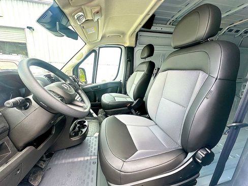 New 2026 RAM ProMaster 2500 FWD image 5