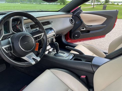 Used 2010 Chevrolet Camaro SS w/ LPO, Ground Effects Package RWD image 98