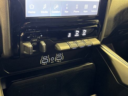 Used 2025 RAM 1500 Big Horn image 43