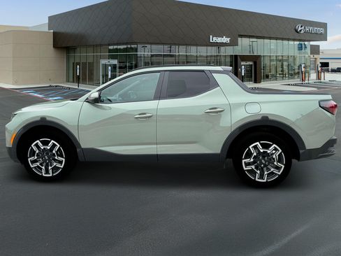 Certified 2025 Hyundai Santa Cruz Limited AWD/4WD image 3