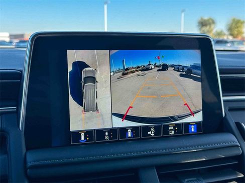 Used 2023 Chevrolet Tahoe LT w/ Luxury Package image 29