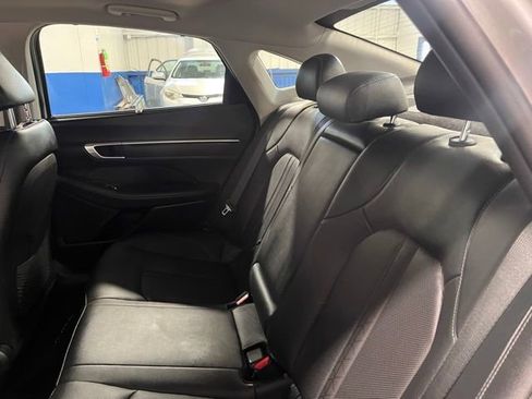 Used 2023 Hyundai Sonata Limited image 18